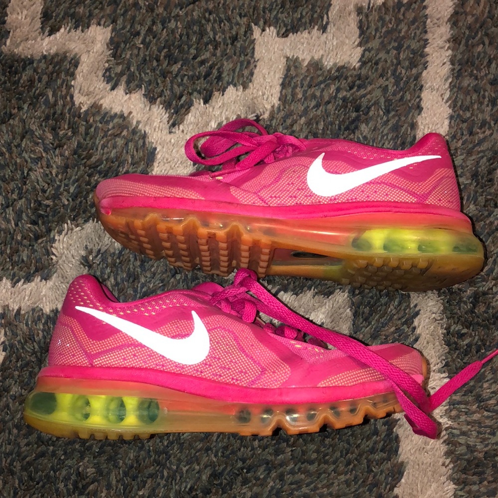 Nike air max shoes